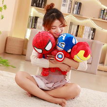 Lade das Bild in den Galerie-Viewer, Große Superhelden Plüsch Figuren Spiderman, Batman, Captain America oder Iron Man
