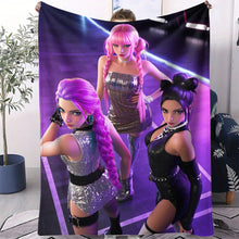 Lade das Bild in den Galerie-Viewer, Flauschige Hunterix K-Pop Demon Hunters Flanelldecken in 31 verschiedenen Motiven
