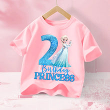 Lade das Bild in den Galerie-Viewer, Pinkes Elsa Eiskönigin Frozen Geburtstags T-Shirt mit Jahreszahl für Kinder
