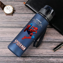 Lade das Bild in den Galerie-Viewer, Spiderman Trinkflaschen in tollen Spider-Man Motiven
