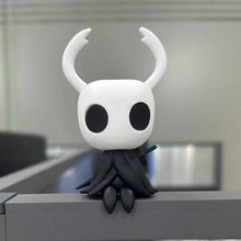 Lade das Bild in den Galerie-Viewer, Hollow Knight Figur ca. 10cm
