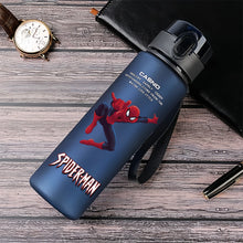 Lade das Bild in den Galerie-Viewer, Spiderman Trinkflaschen in tollen Spider-Man Motiven
