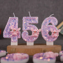 Lade das Bild in den Galerie-Viewer, Pinke Angel und Lilo &amp; Stitch Geburtstagskerzen mit Jahreszahl
