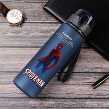 Lade das Bild in den Galerie-Viewer, Spiderman Trinkflaschen in tollen Spider-Man Motiven
