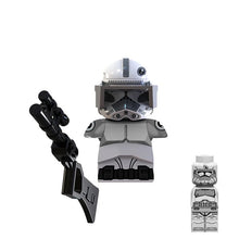 Lade das Bild in den Galerie-Viewer, Han Solo, Leia, Kamino Security Kommander Star Wars Figuren
