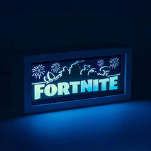 Lade das Bild in den Galerie-Viewer, Stylishe Fortnite Deko Lampe für Tisch, Regal, Gamer
