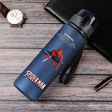 Lade das Bild in den Galerie-Viewer, Spiderman Trinkflaschen in tollen Spider-Man Motiven
