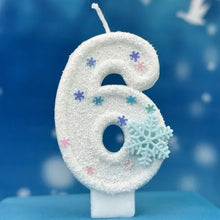 Lade das Bild in den Galerie-Viewer, Die Eiskönigin Frozen Geburtstagskerzen Kindergeburtstag mit Jahreszahl
