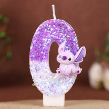 Lade das Bild in den Galerie-Viewer, Pinke Angel und Lilo &amp; Stitch Geburtstagskerzen mit Jahreszahl
