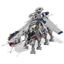 Lade das Bild in den Galerie-Viewer, Star Wars Republic Dropship mit AT-OT Walker Set (1808 Klemm-Bausteine) Spielzeug
