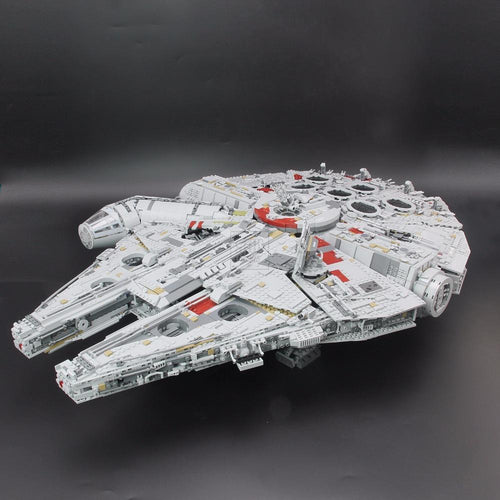 Star Wars Millenium Falcon Baustein Set 05132 mit 8445 Teilen kaufen