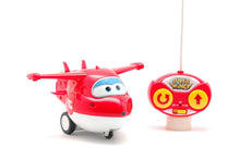 Lade das Bild in den Galerie-Viewer, Super Wings Spielzeug Flieger mit Fernbedienung mit Paul, Jett oder Donnie kaufen
