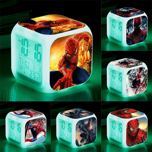 Spiderman Wecker mit Digital LED Uhr in vielen Motiven kaufen
