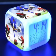 Lade das Bild in den Galerie-Viewer, Sonic the Hedgehog Wecker Digitale Uhr mit Farbwechsel kaufen
