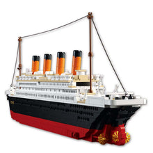 Lade das Bild in den Galerie-Viewer, Titanic Baustein Set (1021 Teile, ca. 65cm) kaufen
