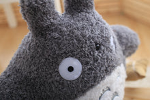 Lade das Bild in den Galerie-Viewer, Mein Nachbar Totoro Plüsch Kuscheltier (ca. 20cm) kaufen

