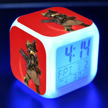 Lade das Bild in den Galerie-Viewer, Apex Legends LED Alarm Wecker Digitale Uhr kaufen
