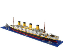 Lade das Bild in den Galerie-Viewer, Titanic Baustein Set zum Selbstbauen - Bausteine kaufen
